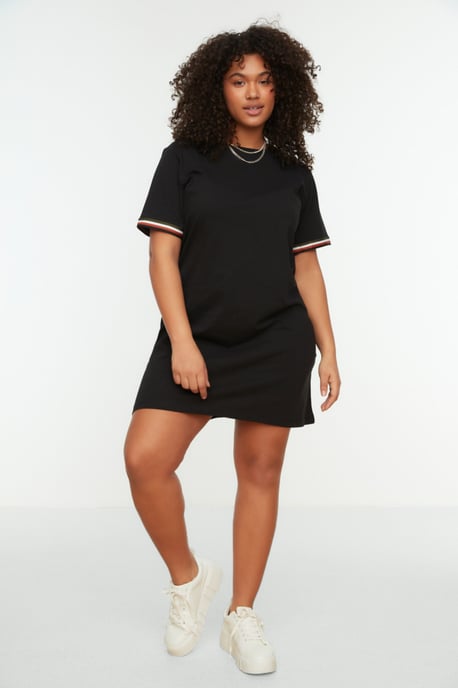 Trendyol Curve Dam Svart Enfärgad Kort / Mini Kort Casual Rak Plus size Klänning - Image 6