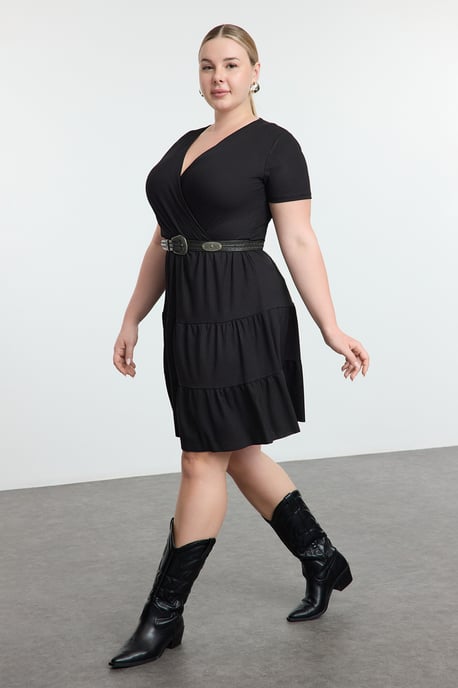Trendyol Curve Dam Svart Blommig Kort / Mini Kort Casual Skater Plus size Klänning - Image 5