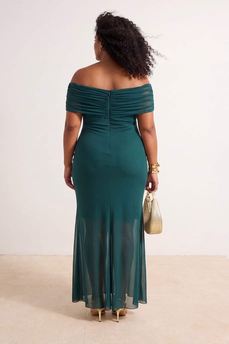 Trendyol Curve Dam Grön Enfärgad Kort / Mini Ärmlös Casual Bodycon Plus size Klänning - Image 4