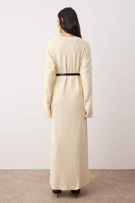 Trendyol Modest Women's Ecru Plain Maxi Three-Quarter Sleeve Casual A-line Modest Dresses - Image 3