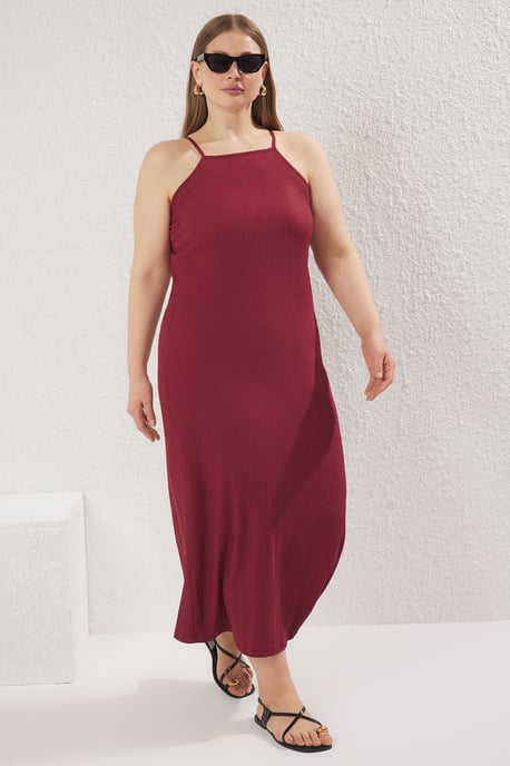 Trendyol Curve Dam Vinröd Enfärgad Maxi Ärmlös Casual A-linje Plus size Klänning - Image 6