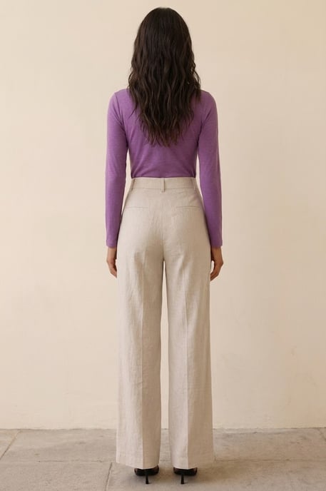 Gevormde top met V-hals en draperie - Image 3