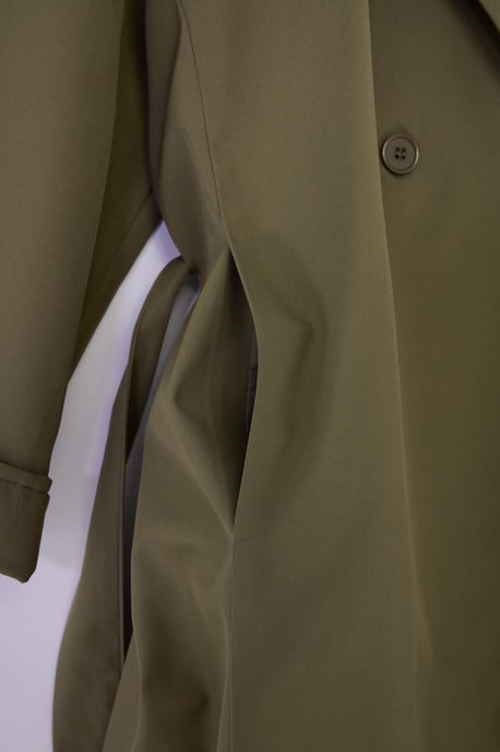 Trendyol Curve Dam Khaki Enfärgad Oversize Plus size Trenchcoats - Image 5