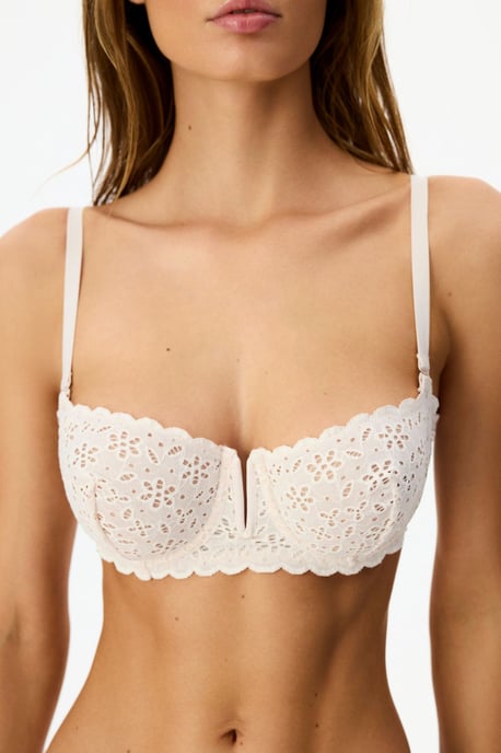 Underwired Fisto Bra - Image 2