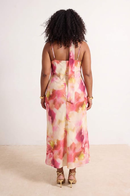 Trendyol Curve Dam Flerfärgad Blommig Maxi Ärmlös Rak Plus size Klänning - Image 2