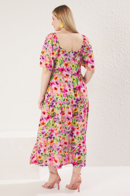 Trendyol Curve Dam Flerfärgad Blommig Maxi Trekvartsärm Casual A-linje Plus size Klänning - Image 4
