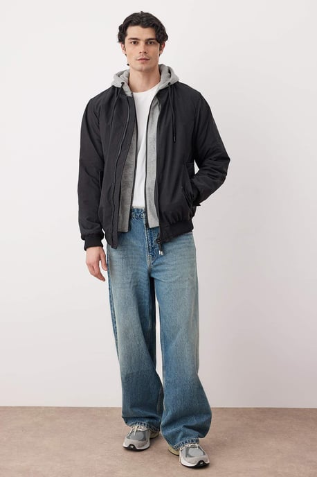 TRENDYOL MAN Men's Black Plain Long Regular fit Winter Jackets - Image 1