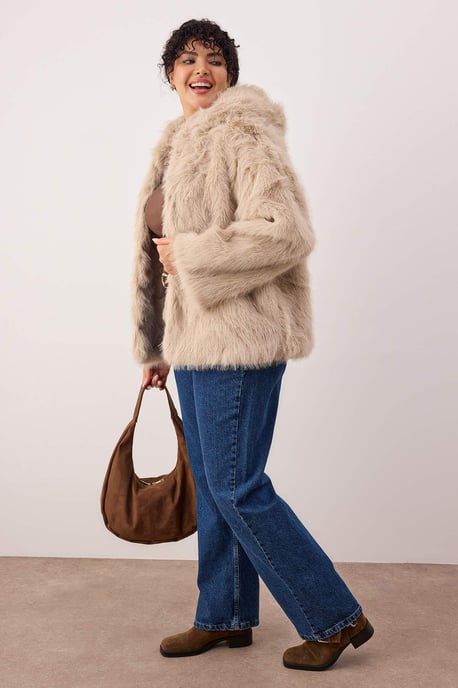 Trendyol Curve Dam Beige Enfärgad Lång Oversize Plus size Kappor - Image 6