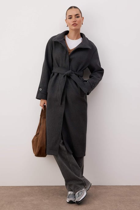 TRENDYOLMİLLA Women's Gray Plain Long Oversize Coats - Image 1