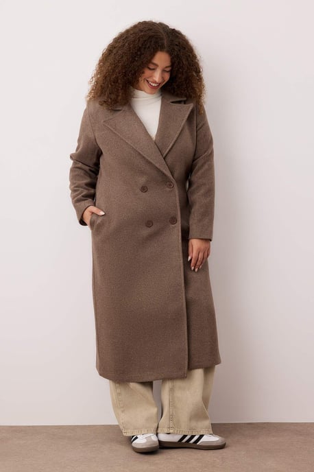 Trendyol Curve Dam Brun Enfärgad Lång Oversize Plus size Kappor - Image 6