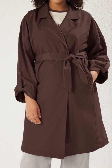 Trendyol Curve Dam Brun Enfärgad Oversize Plus size Trenchcoats - Image 5