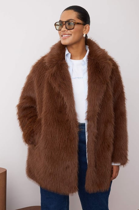 Trendyol Curve Dam Brun Enfärgad Lång Regular fit Plus size Kappor - Image 6