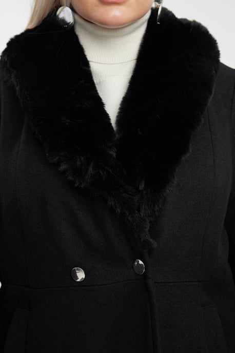 Trendyol Curve Dam Svart Enfärgad Lång Regular fit Plus size Kappor - Image 3