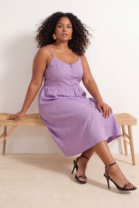 Trendyol Curve Dam Lila Enfärgad Midi Ärmlös Casual A-linje Plus size Klänning - Image 1
