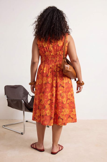 Trendyol Curve Dam Orange Blommig Midi Kort Skjortklänning Plus size Klänning - Image 2