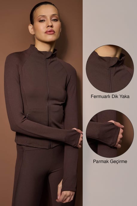 TRENDYOLMİLLA Dam Brun Enfärgad Figursydd Sport Kavajer - Image 1