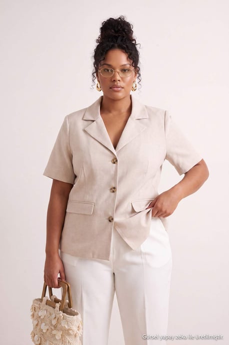 Trendyol Curve Dam Beige Enfärgad Kort Figursydd Plus size Kavajer - Image 2