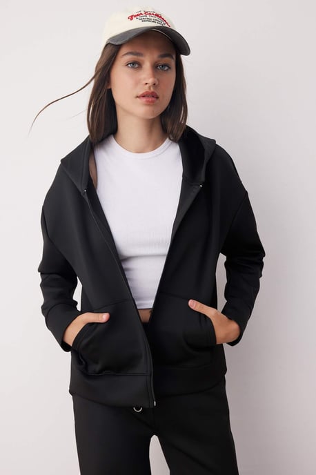 TRENDYOLMİLLA Dam Svart Enfärgad Oversize Sport Kavajer - Image 6