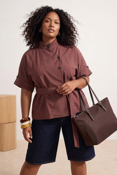 Trendyol Curve Dam Brun Enfärgad Kort Regular fit Plus size Kavajer - Image 1