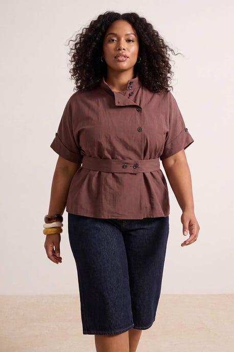 Trendyol Curve Dam Brun Enfärgad Kort Regular fit Plus size Kavajer - Image 6
