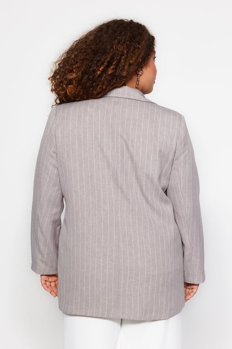 Trendyol Curve Dam Grå Randig Lång Relaxed fit Plus size Kavajer - Image 4