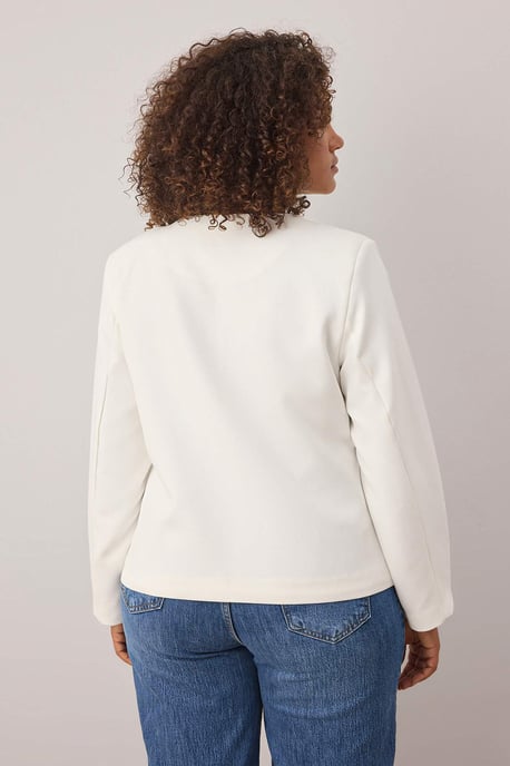 Trendyol Curve Dam Ecru Enfärgad Lång Regular fit Plus size Kavajer - Image 3