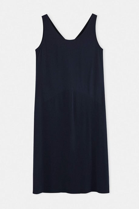 Trendyol Curve Dam Grå Enfärgad Midi Ärmlös Casual Rak Plus size Klänning - Image 5