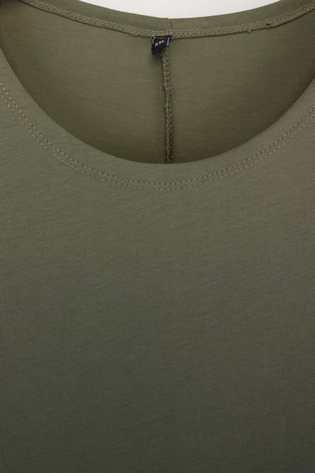 Trendyol Curve Dam Khaki Enfärgad Midi Ärmlös Casual A-linje Plus size Klänning - Image 4