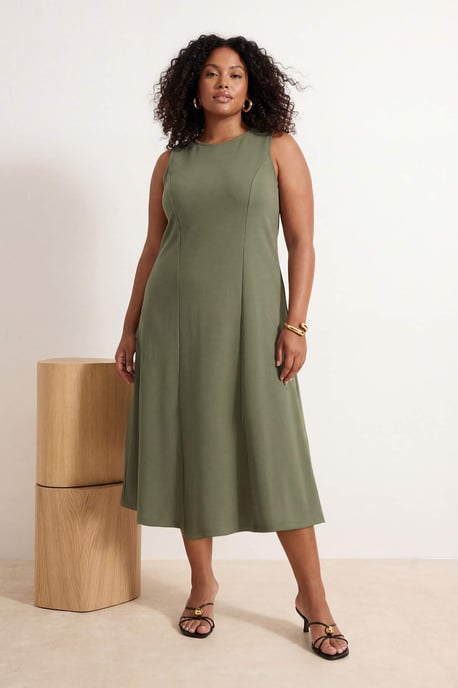 Trendyol Curve Dam Khaki Enfärgad Midi Ärmlös Casual A-linje Plus size Klänning - Image 6