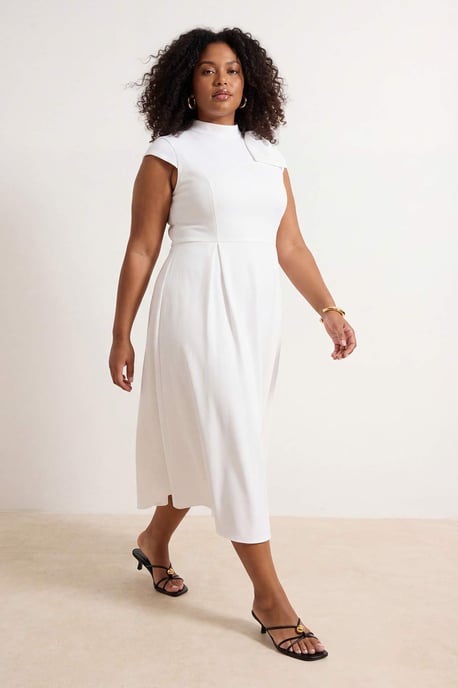 Trendyol Curve Dam Vit Enfärgad Midi Kort Fest Skater Plus size Klänning - Image 6