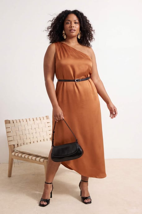 Trendyol Curve Dam Brun Enfärgad Midi Ärmlös Fest A-linje Plus size Klänning - Image 3