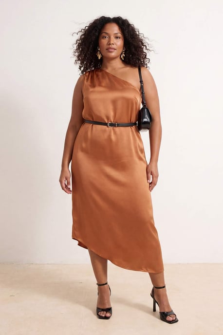 Trendyol Curve Dam Brun Enfärgad Midi Ärmlös Fest A-linje Plus size Klänning - Image 6