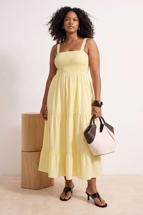 Trendyol Curve Dam Gul Enfärgad Midi Ärmlös Kväll / Vardag Skater Plus size Klänning - Image 6