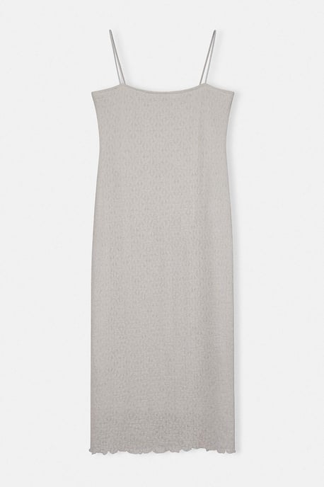 Trendyol Curve Dam Vit Enfärgad Midi Ärmlös Casual Bodycon Plus size Klänning - Image 4
