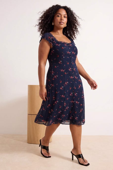 Trendyol Curve Dam Mörkblå Blommig Midi Kort Casual A-linje Plus size Klänning - Image 6
