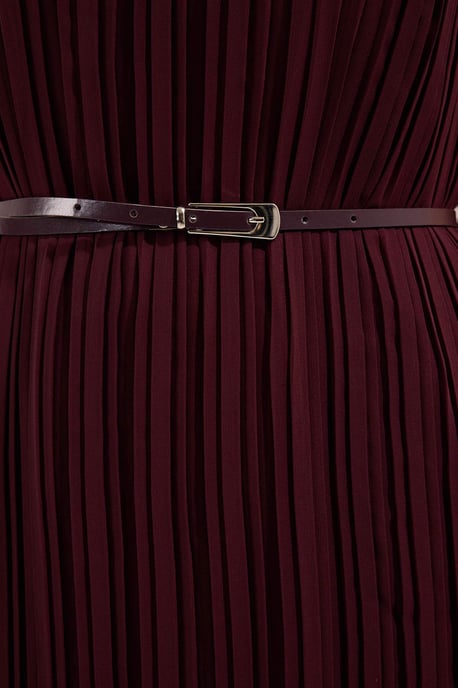 Trendyol Curve Dam Vinröd Enfärgad Midi Ärmlös Kväll / Vardag Rak Plus size Klänning - Image 2