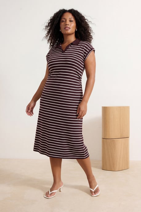 Trendyol Curve Dam Vinröd Randig Midi Kort Casual A-linje Plus size Klänning - Image 6