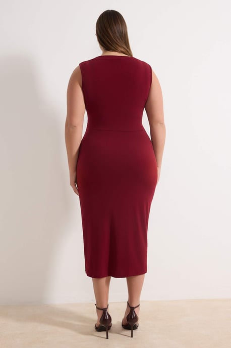Trendyol Curve Dam Vinröd Enfärgad Midi Ärmlös Casual Bodycon Plus size Klänning - Image 3