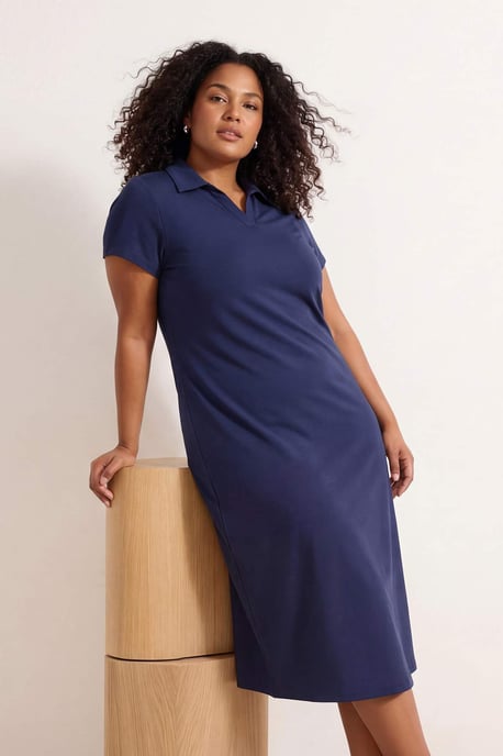 Trendyol Curve Dam Mörkblå Enfärgad Midi Kort Casual A-linje Plus size Klänning - Image 1