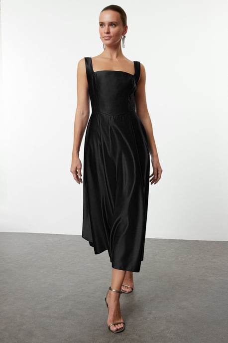 TRENDYOLMİLLA Women's Black Plain Midi Sleeveless Stylish/Night Skater Dresses - Image 1