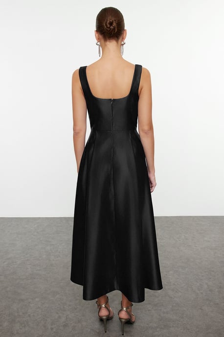 TRENDYOLMİLLA Women's Black Plain Midi Sleeveless Stylish/Night Skater Dresses - Image 4