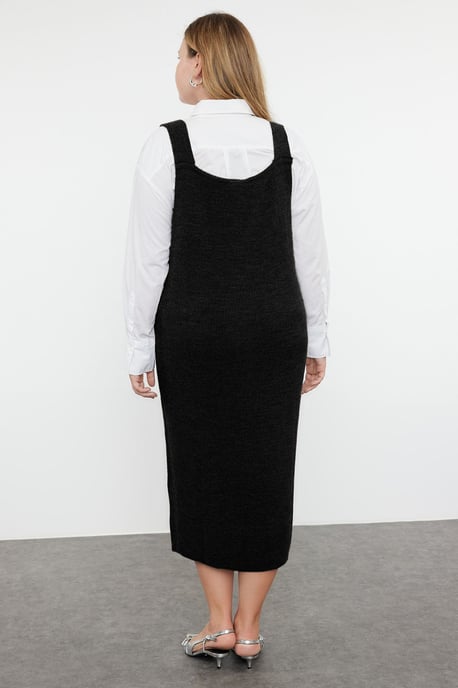 Trendyol Curve Dam Svart Enfärgad Midi Ärmlös Casual Rak Plus size Klänning - Image 3