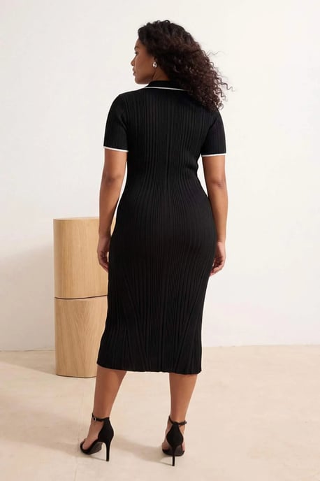 Trendyol Curve Dam Svart Enfärgad Midi Kort Casual Bodycon Plus size Klänning - Image 2