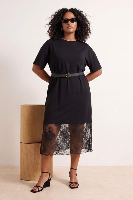 Trendyol Curve Dam Svart Enfärgad Midi Kort Rak Plus size Klänning - Image 2