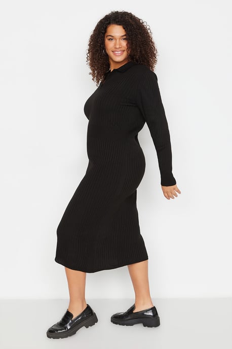 Trendyol Curve Dam Enfärgad Midi Lång Casual Bodycon Plus size Klänning - Image 1