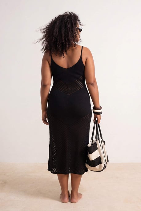 Trendyol Curve Dam Svart Hålmönster Midi Ärmlös Strandkläder A-linje Plus size Klänning - Image 2