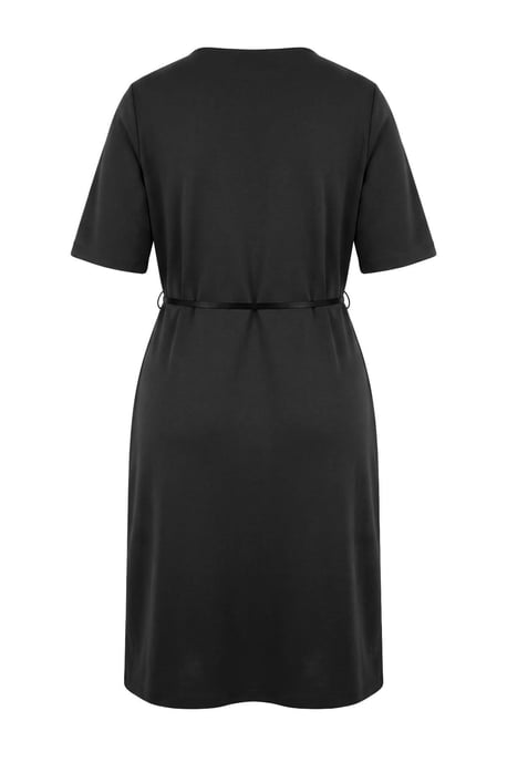 Trendyol Curve Dam Svart Enfärgad Midi Kort A-linje Plus size Klänning - Image 5