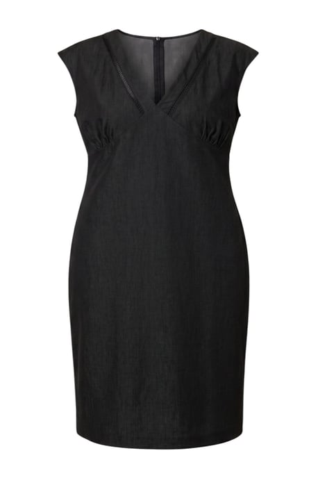 Trendyol Curve Dam Svart Enfärgad Midi Ärmlös A-linje Plus size Klänning - Image 4