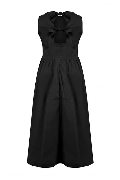 Trendyol Curve Dam Svart Enfärgad Midi Ärmlös A-linje Plus size Klänning - Image 4