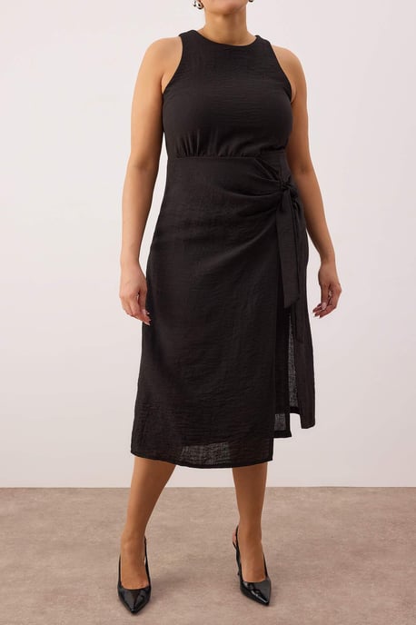 Trendyol Curve Dam Svart Enfärgad Midi Ärmlös Fest A-linje Plus size Klänning - Image 2